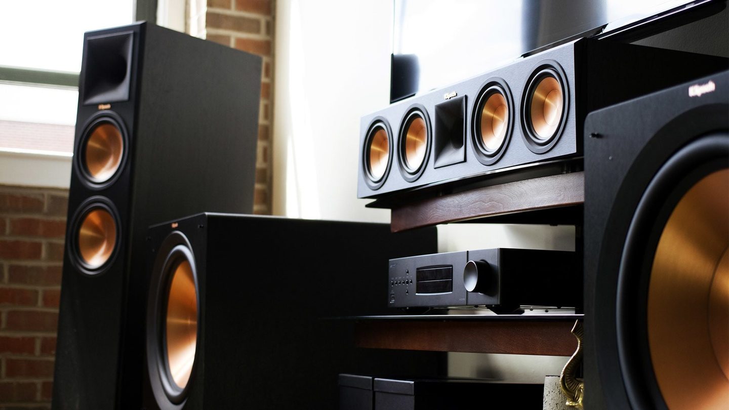 Surround Sound: Transforming Your Living Room into a Sonic Wonderland