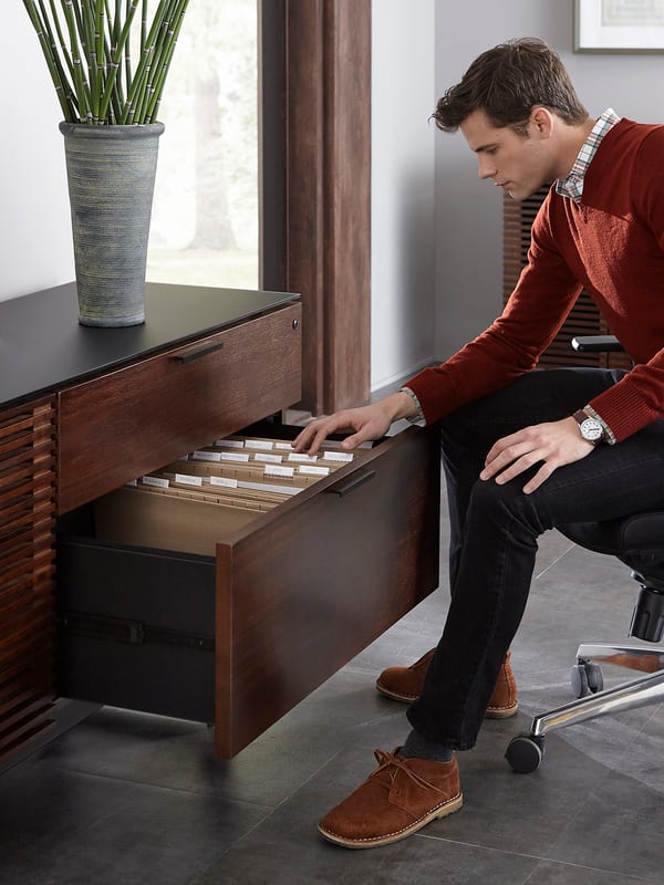 BDI'S NEW MILO ALUMINUM LAPTOP TABLE OFFERS VERSATILITY FOR WORK