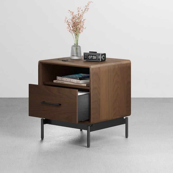 LINQ 9181 22-inch Modern Nightstand With Charging Station | BDI