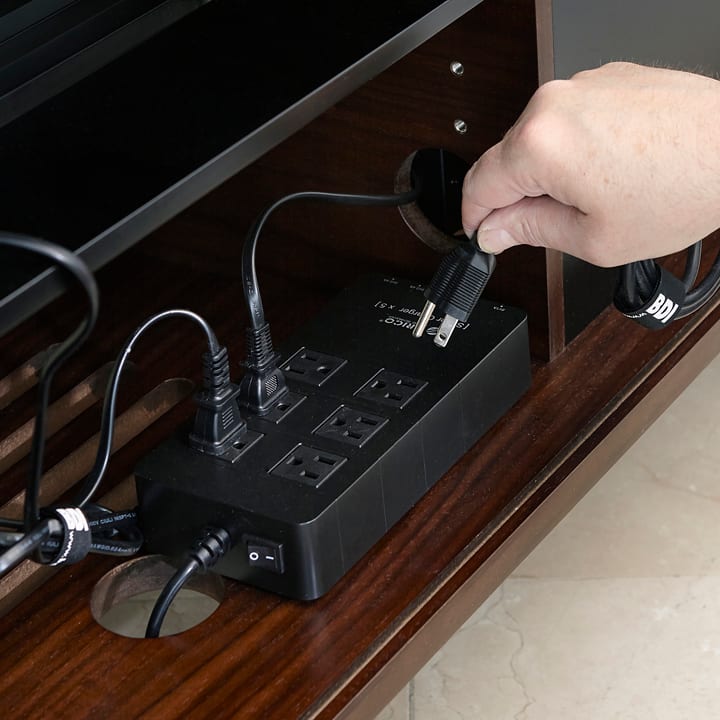Corridor Media Console BDI detail 2