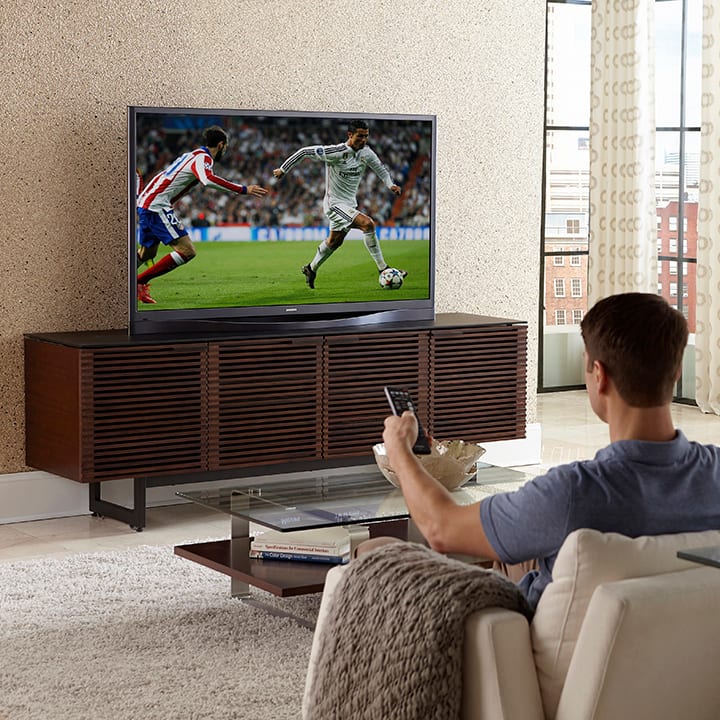 Sports picture setting