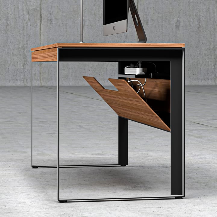 Linea desk 6221 BDI WL wire management 1 720